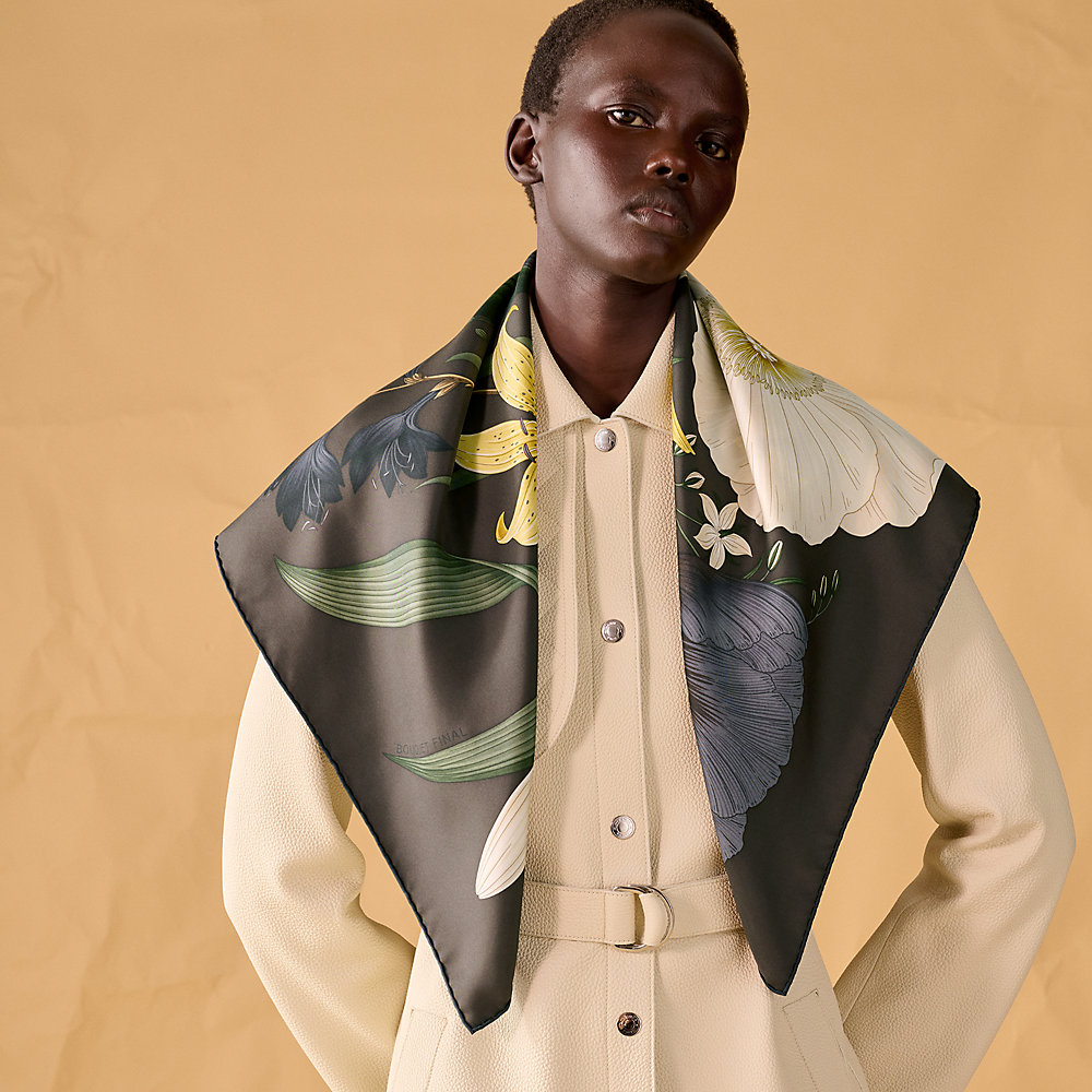 エルメス　スカーフ Bouquet Final scarf 90 - Purple | Hermès USA